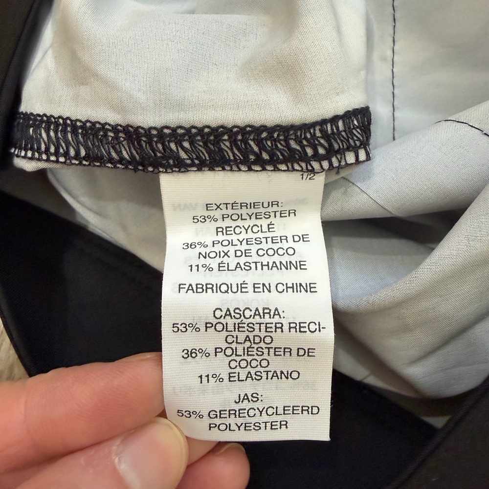 Vuori Infinity Board Shorts - Picture 10 of 11